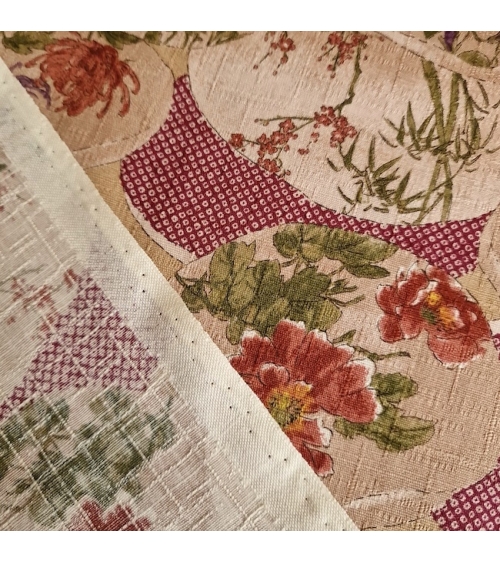 Japanese fabric "Kaiawase" with cherry red background, in 100% cotton dobby.