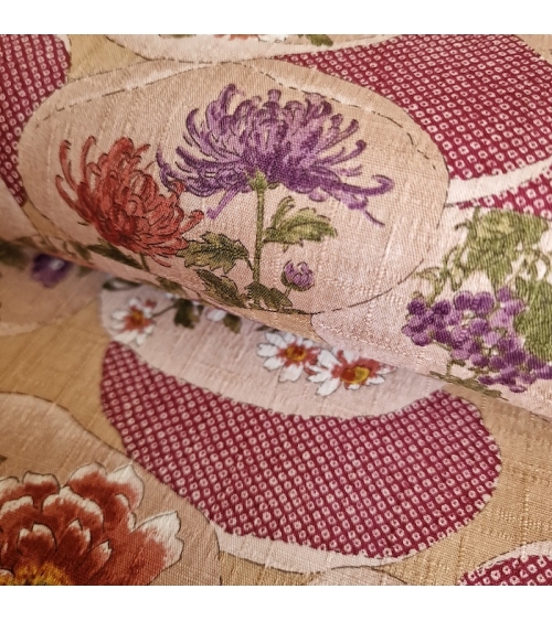 Tela japonesa "Kaiawase" con fondo cereza, en dobby de algodón 100%.