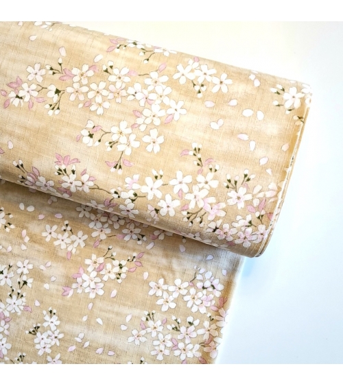 Tela japonesa "Sakuras" con fondo beige, en dobby de algodón