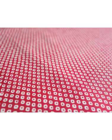Tela japonesa. Shibori rojo carmin