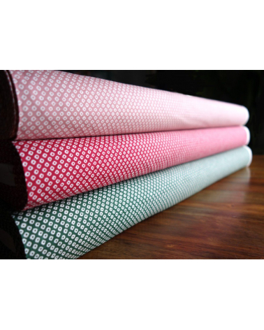 Tela japonesa. Shibori rojo carmin