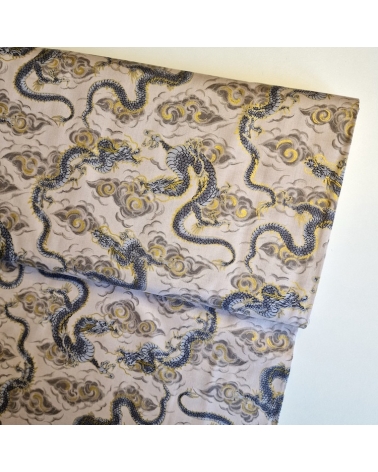 Japanese fabric 'Flying dragons' in ivory. 100% cotton.