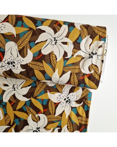 Tela japonesa algodón-lino con flores de lirio exótico en tostados