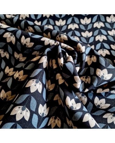 Japanese canvas with nordic flowers and black background