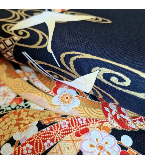 Light dobby fabric with cranes and Tabane noshi on black.