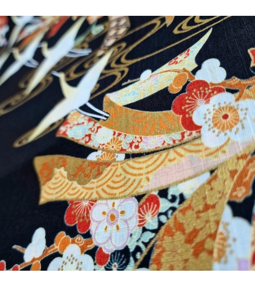 Light dobby fabric with cranes and Tabane noshi on black.