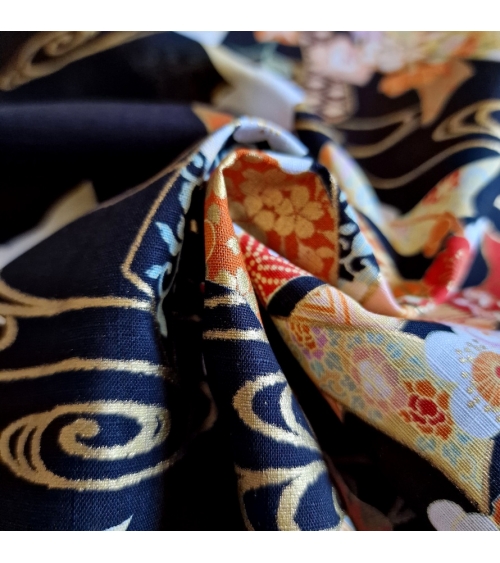 Light dobby fabric with cranes and Tabane noshi on black.
