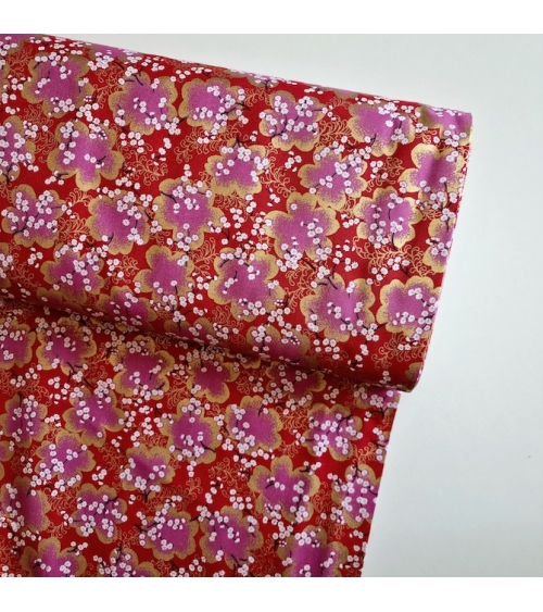 Tela japonesa "Ramas de sakura" en rojo y fucsia con detalles en oro