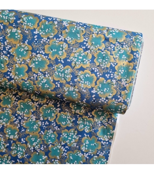 Tela japonesa "Ramas de sakura" en azul cobalto  y turquesa con detalles en oro