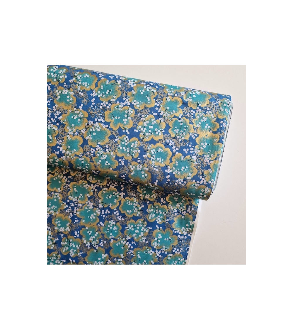 Tela japonesa "Ramas de sakura" en azul cobalto  y turquesa con detalles en oro
