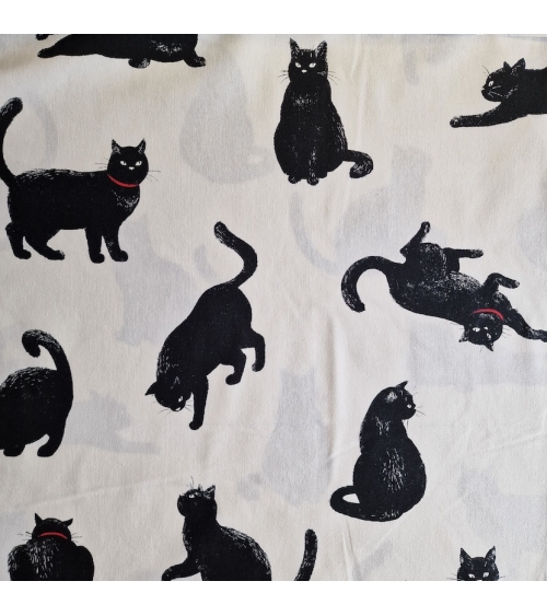 Tela de loneta japonesa. Gatos negros sobre fondo blanco.