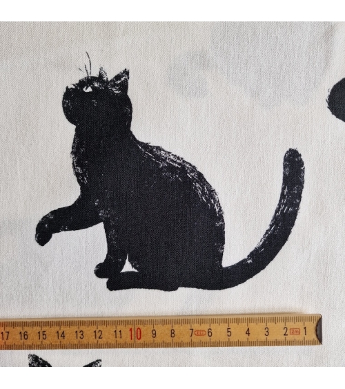Tela de loneta japonesa. Gatos negros sobre fondo blanco.