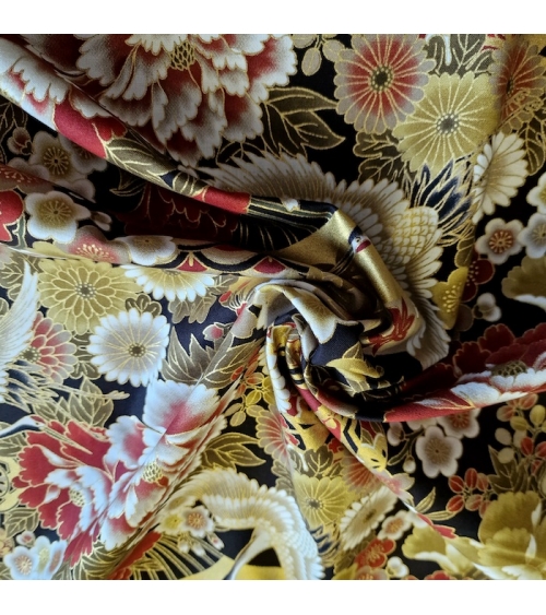 Japanese fabric Tsuru to Hana in red, black and gold.