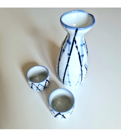 Traditional Japanese Sake set for two 'Blue'