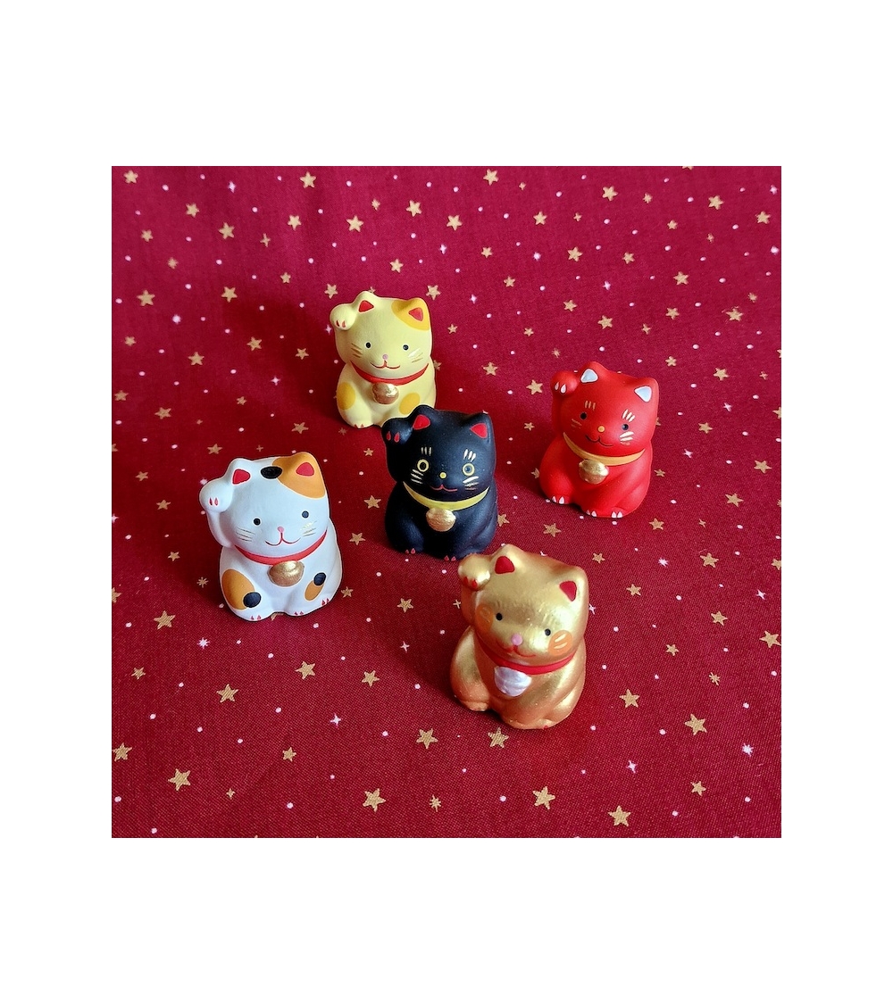 Amuleto Maneki Neko varios colores