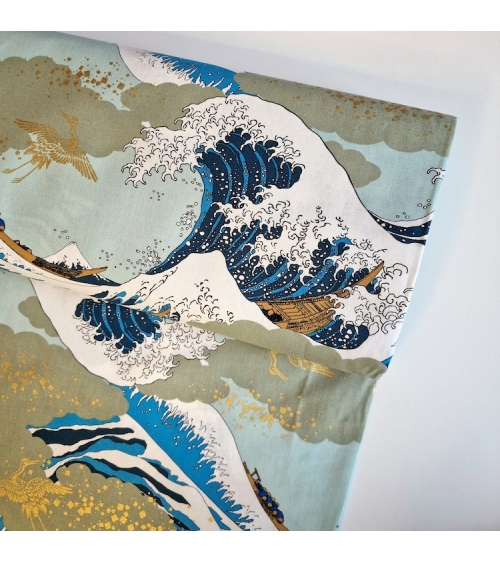 Tela japonesa Ukiyoe: Gran Ola de Hokusai y grullas doradas.