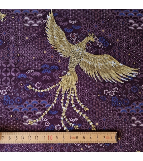 Tela japonesa Fénix dorado y motivos wagara en berenjena