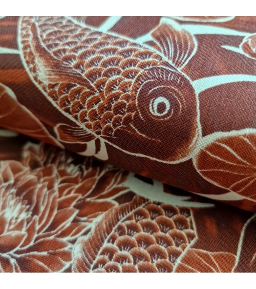 Tela japonesa "Tatoo: Carpas koi" en rojo óxido.