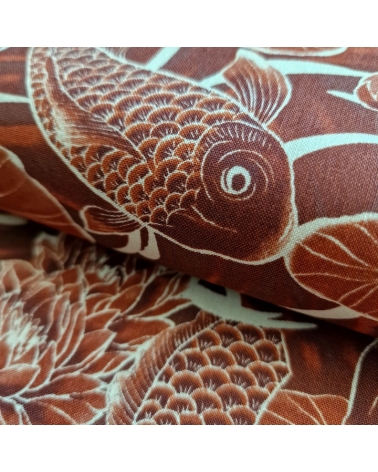 Tela japonesa "Tatoo: Carpas koi" en rojo óxido.