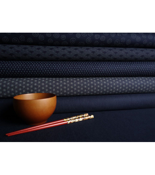 Tela japonesa. Seigaiha sobre azul navy