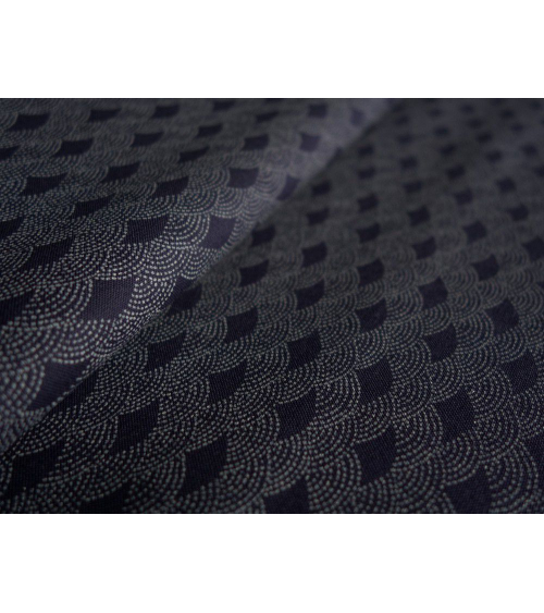 Tela japonesa. Seigaiha sobre azul navy