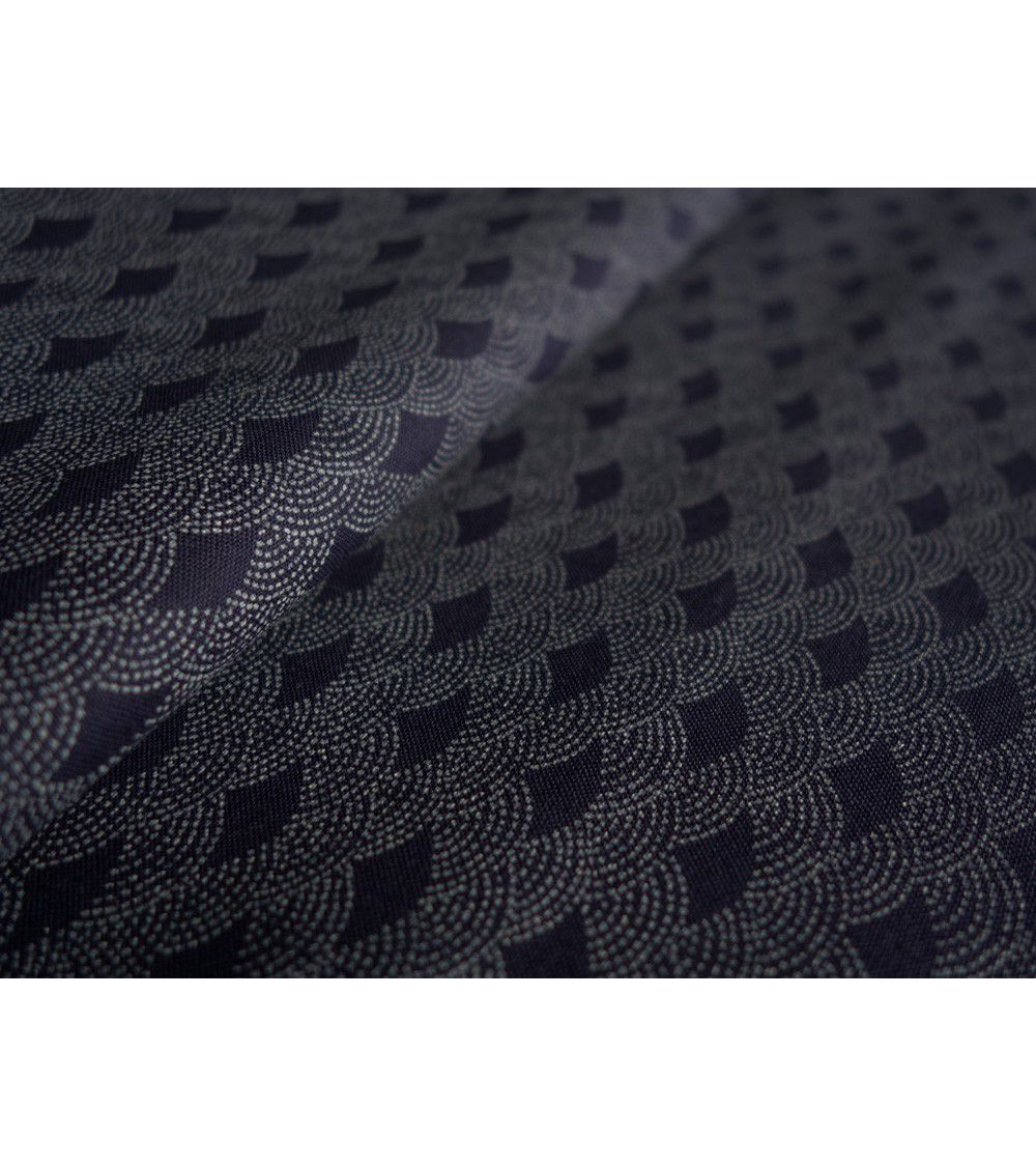 Tela japonesa. Seigaiha sobre azul navy